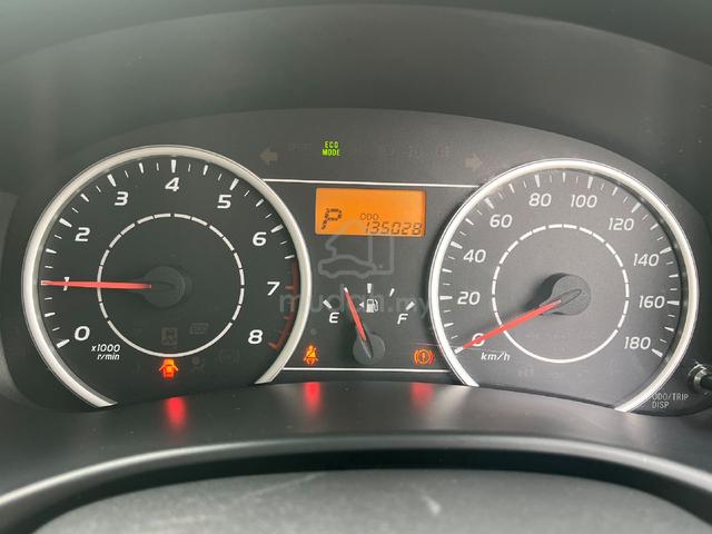 Toyota Wish 1.8 (a) 2010 - 5