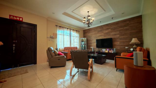 For Sale Double Storey Semi Detach House at Polarwood Estate 1