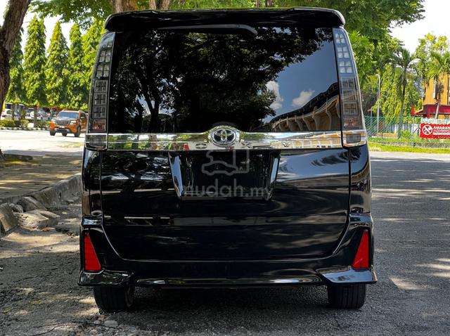 2016 Toyota VOXY KIRAMIKI II ZS 2.0 (A) - 3