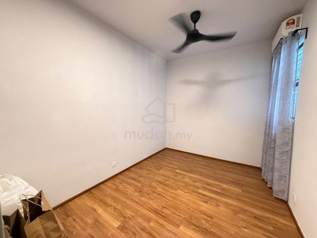 Admiral Residences 1