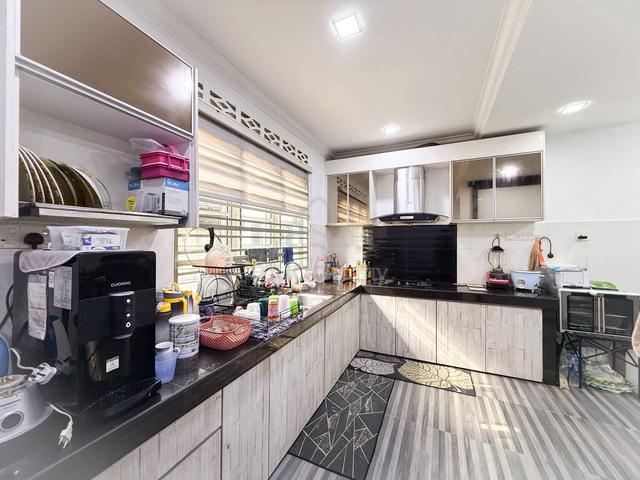 TAMAN ALAMANDA SENAWANG Teres 2Tingkat Fully Renovated 1