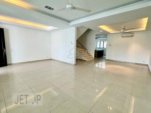 Norica Bukit Tinggi 2 Facing Open Superlink House 24x75 Renovated G&G 1