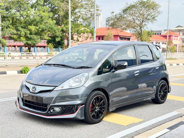 2014 Honda JAZZ 1.3 HYBRID FACELIFT (A) - 3
