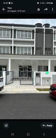 Kuala Selangor,2.5 storey terrace House 1