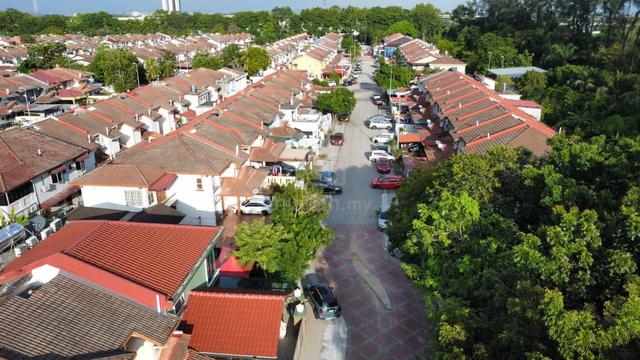 Bandar Botanik Klang, Double storey terrace, nice unit for Sale 1