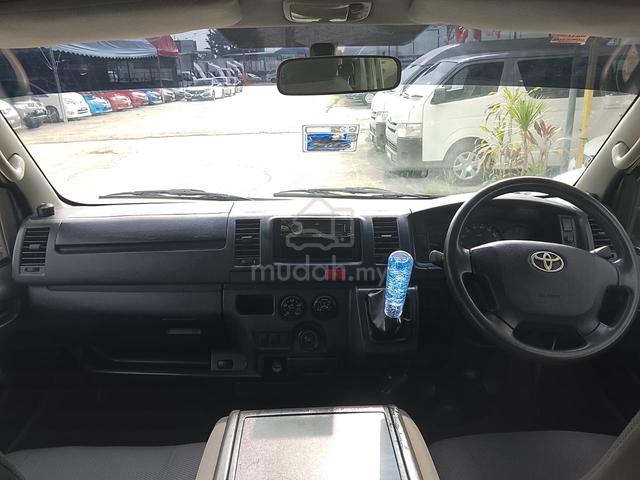 2014 Toyota HIACE 2.5 WINDOW VAN (M) LOW ROOF - 3