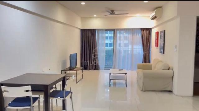 Mercu Summer Suites 1