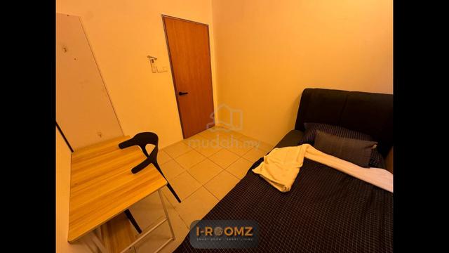 Netizen Junior Room With Window Kajang Low Deposit Mrt Promosi Move In 1