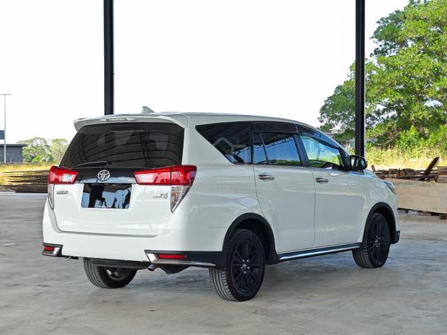 2018 Toyota INNOVA 2.0 X (A) FULL LEATHER SEAT - 5