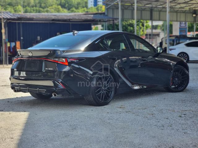 2023 Full Loan IS300 2.0 FSPORT MODBLACK 3 (A) 4.5 - 2