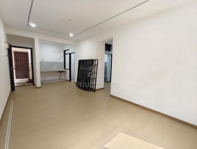 Flat Taman Pelangi Indah 1