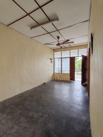 【 Just Need Restructure 】Single Storey Corner House - Taman Ria Jaya 1