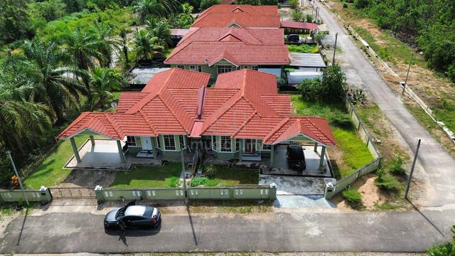 Murah!! Semi D Corner Lot Kuala Berang- Saiz tanah 4779 kaki persegi 1