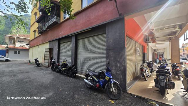 Shop lot Sunway Batu Caves Ground floor-End Lot. 1