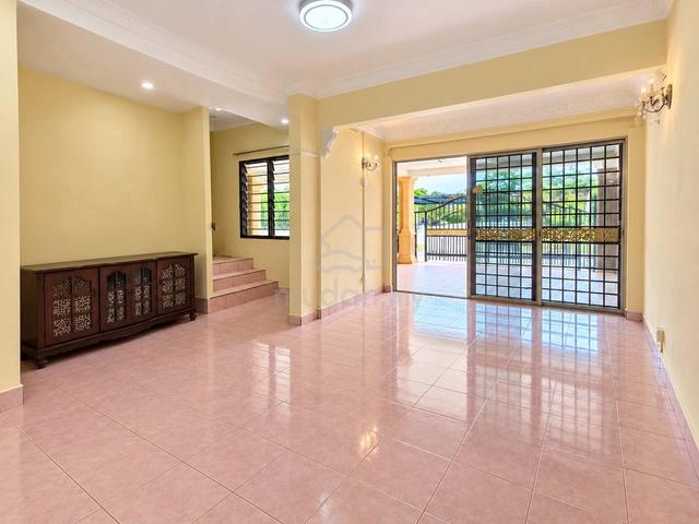 (RENOVATED FACING OPEN) 2 Storey Terrace Taman Sri Haneco, Semenyih 1
