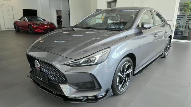2026 Mg MG5 1.5 LUX MY24 (A) - 3 Yrs Free Services - 2