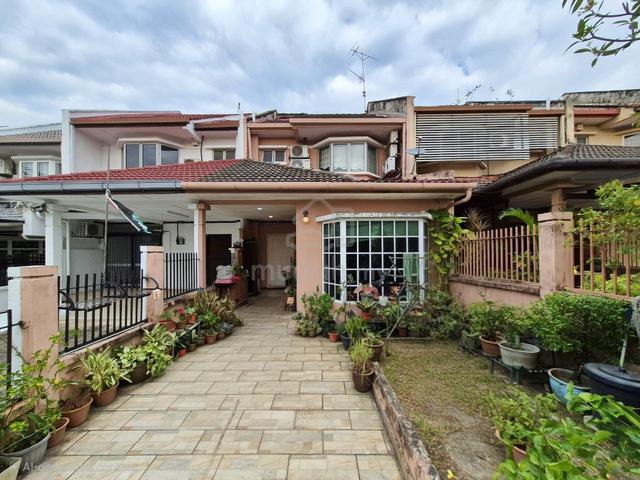 Fully Renovated 2 Storey Terrace Jalan Datuk Sulaiman TTDI KL 1
