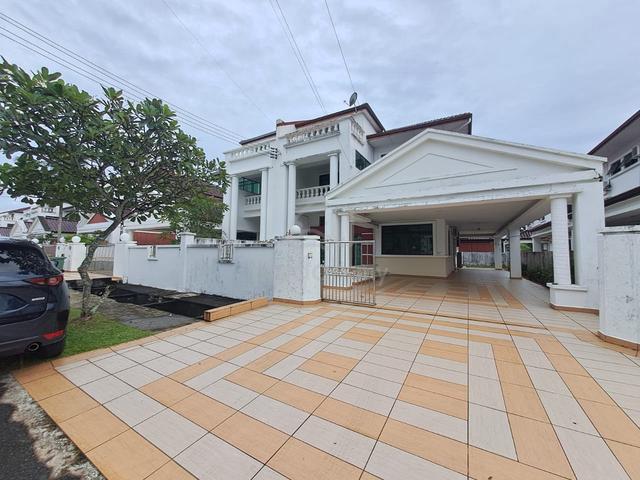 2.5 storey at Tmn Bayshore Miri for Rent 1