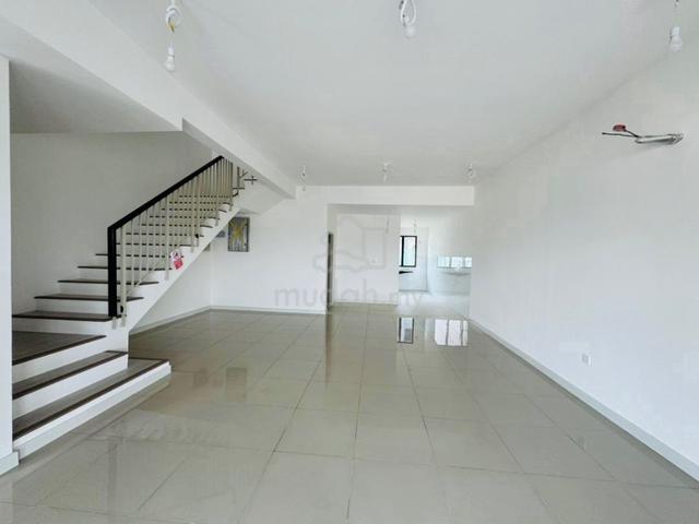 Brand NEW House, NADIRA 3, 22x75ft Land Area, Bandar Bukit Raja, Klang 4