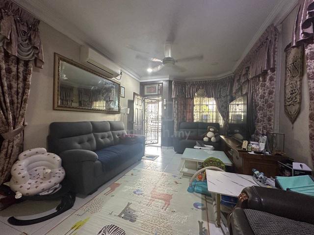 1 Storey For Sale @ Bandar Uda Utama/ Perling/ Corner Lot 1