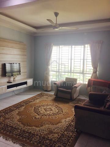 Shared room for female @ Tropika Villa Apt, Sg Tangkas 1