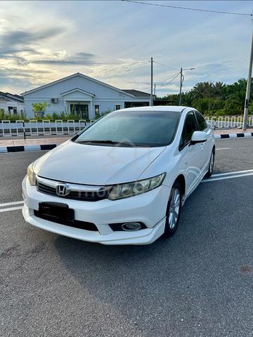 2013 Honda CIVIC 1.8 S (A) - 1