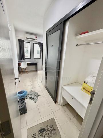 Uni Suites 1