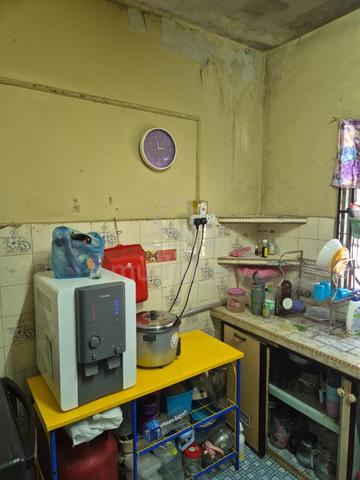 Rumah Cluster 2 Tingkat Bersih di Taman Desa Jawi, Sg Jawi 3