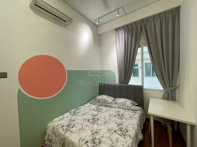 Tritower Room For Rent Walking to CIQ JB 1