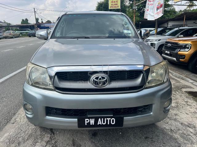 TOYOTA HILUX 2.5(A)VIGO G D/C D-4D 4sp 4X4 pickups - 2