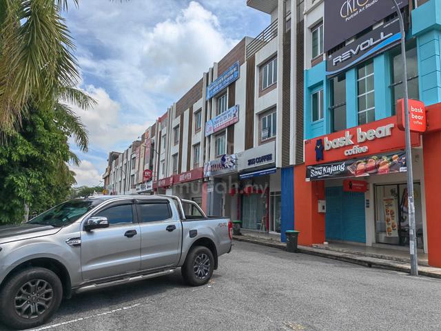 With Lift First Floor Shoplot Pekan Simpang Kuala Alor Setar For Rent 1