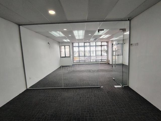 Nice Office @ Usj9 5