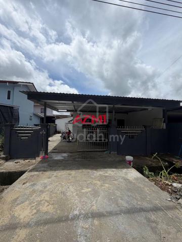 Single Storey Terrace Corner at Taman Duranda Emas Batu 18 Siburan 1