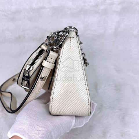 LV Marellini Bag Quartz in White Epileather - photo 5 of 6