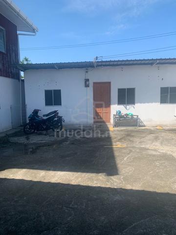Saya mencari Housemate . Rumah 2bilik 1tandas 1