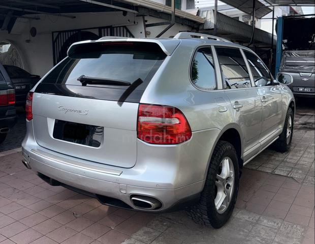 Porsche CAYENNE - 2