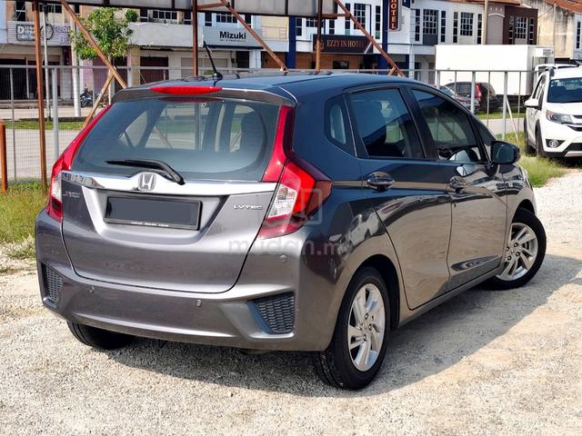 2017 Honda Jazz 1.5 E F/Service Macam Baru - 2