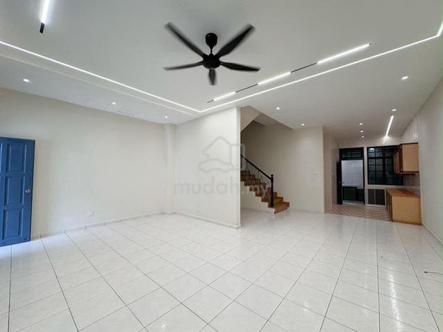 Dato Chellam 2-Storey 22x70 Newly Full Renovated & Extended@ Ulu Tiram 1
