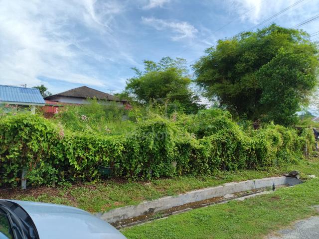 Tanah Lot Banglo Kampung Chakadi Buntong Ipoh 1