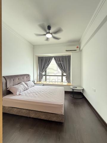 R&F Princess Cove / Master room / JB town / walking to CIQ / Seaview 1