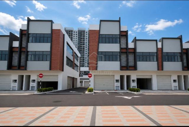 3 Storey End Lot @ Gamuda Cove 1