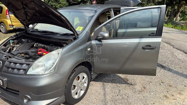 2009 Nissan GRAND LIVINA 1.6 IMPUL (M) - 1