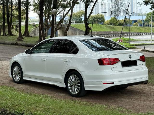 2017 Volkswagen JETTA 1.4 TSI HIGHLINE (CKD) - 2