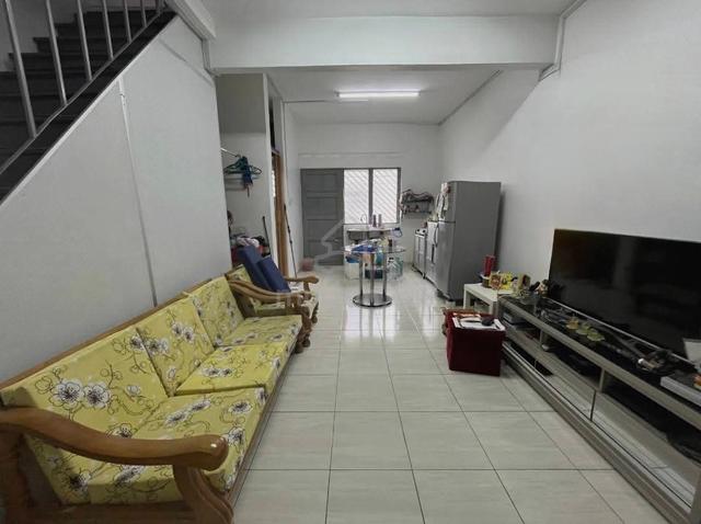 dekat Lotus - Rumah Murah 2 Tingkat 1