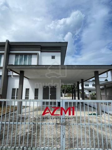 Double Storey Semi-D at Taman Serapi Maju Bt9 Matang 1