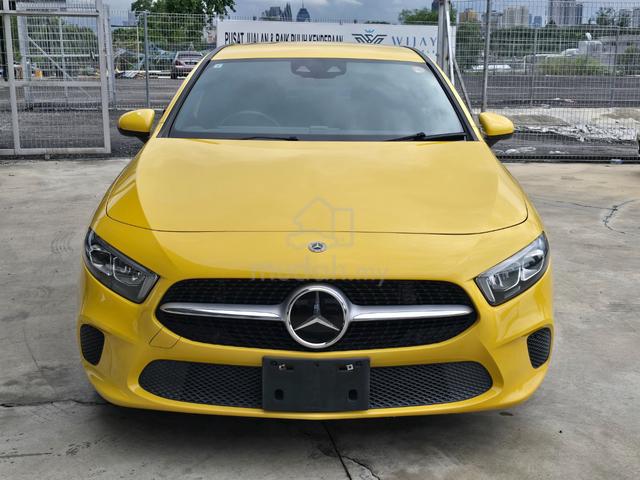 2021 8279 Mercedes Benz A180 1.3 SE (CBU) (A) - 2