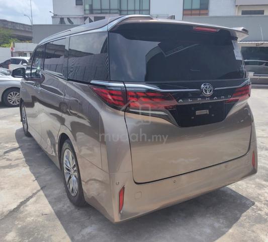 2024 Toyota Alphard 2.5 Z sunroof 4 cam - 2
