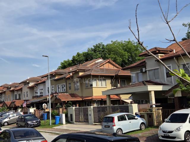 House for sale at Jalan Arca, Bukit Jelutong 1