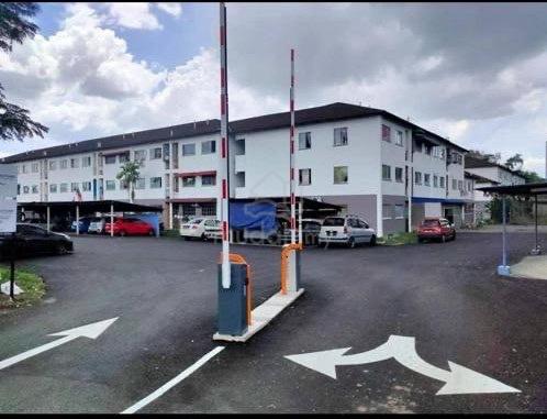 Ixora Apartment ( Garden Avenue ) 1