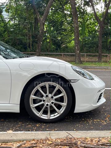 2021 Porsche BOXSTER 2.0 718 (A) - 2